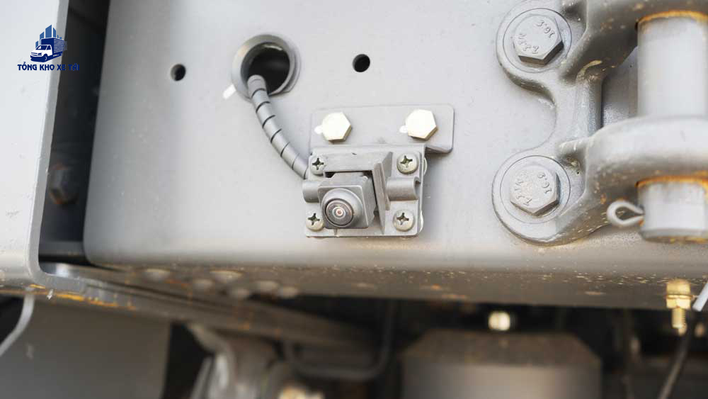 Xe Ben 4 Chân ChengLong H7 390HP Thùng U 15 Khối (Cầu Dầu)